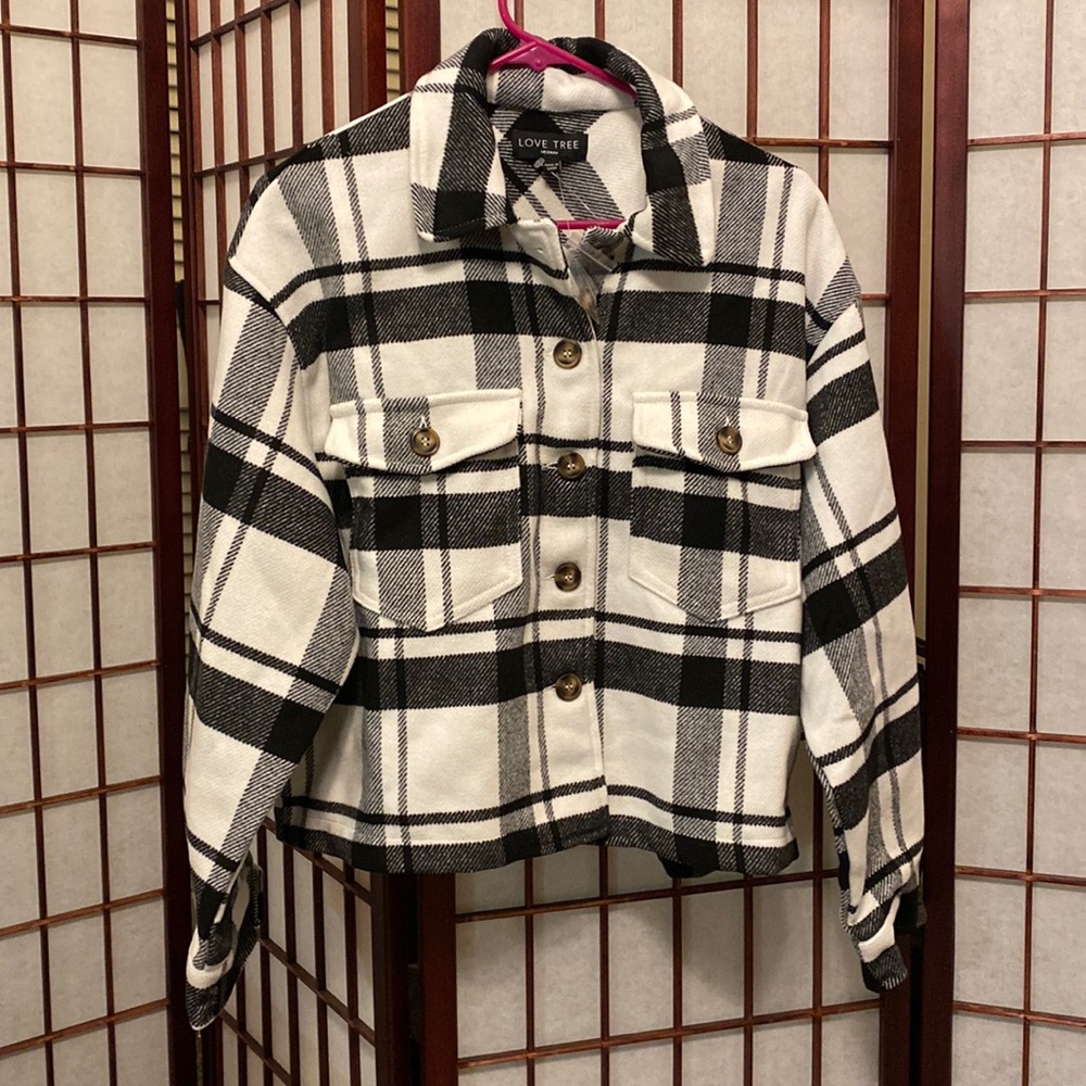 PLAID BLACK AND WHITE JACKET